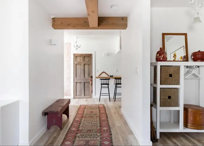 Studio Guest Suite In Forest Cottage
